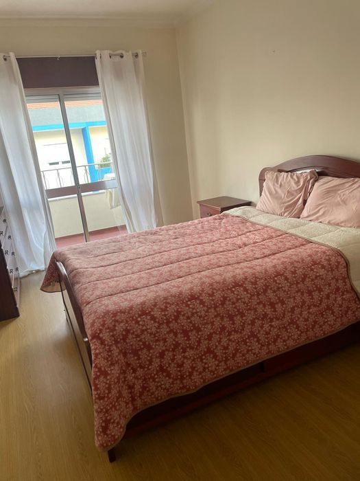 Quarto para arrendar solteiro