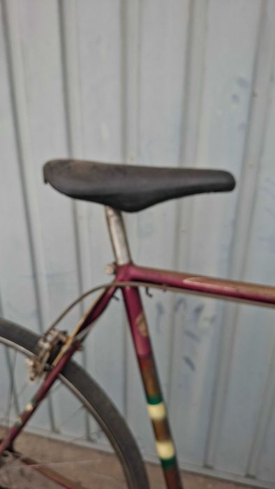 Bicicleta de corrida antiga anos 60/70 para restauro