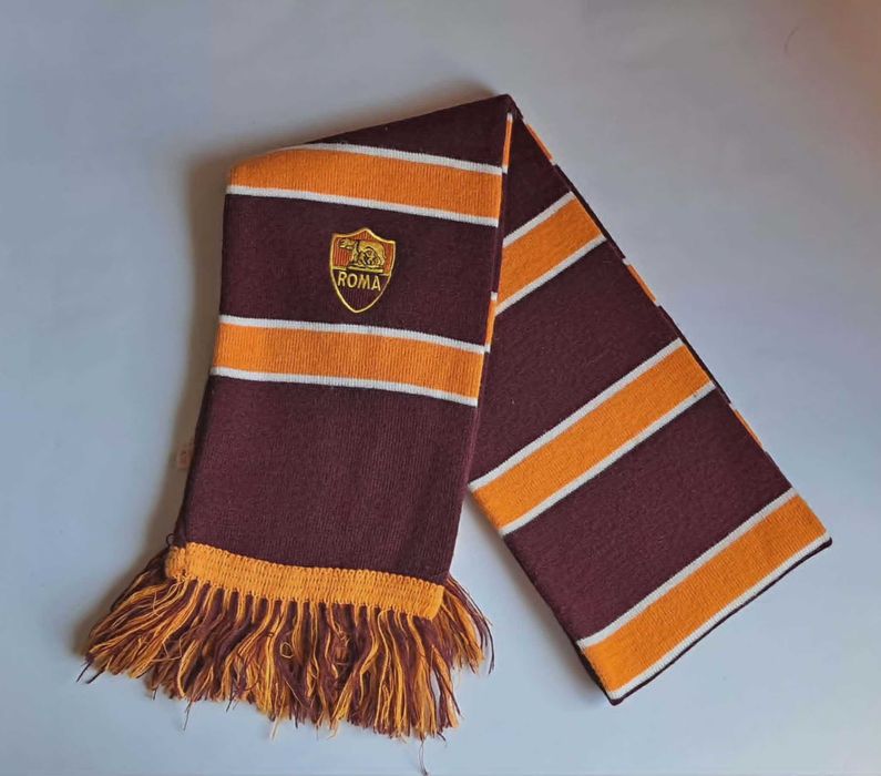 Szalik klubu As Roma