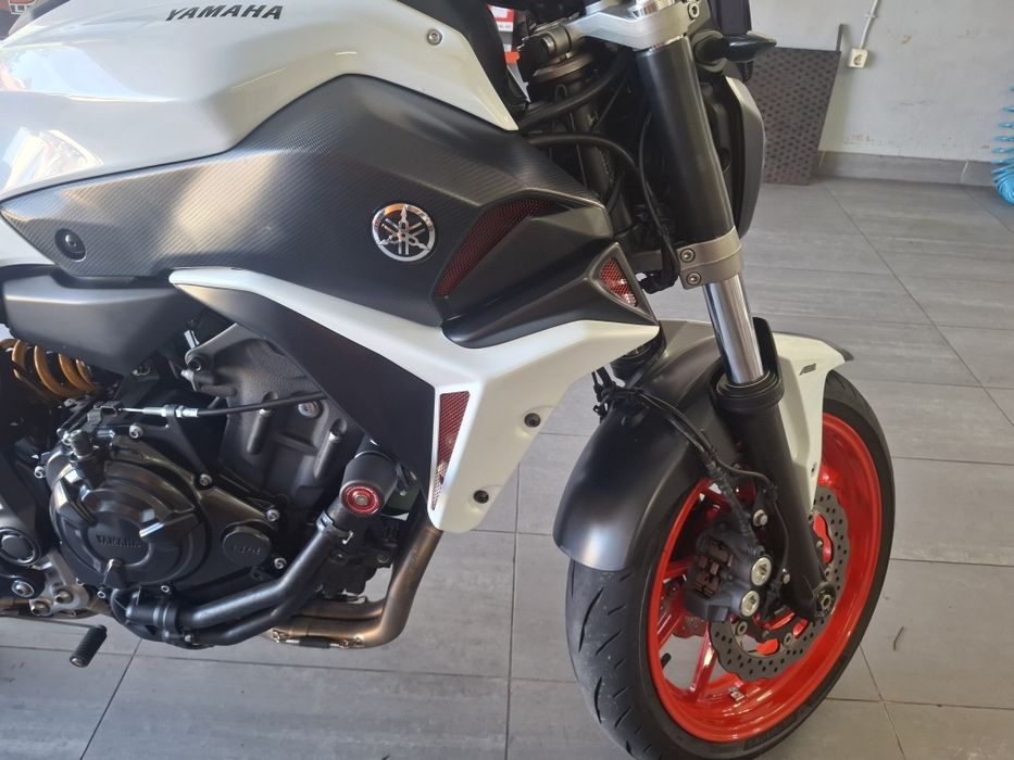 Yamaha MT07- 2017 de 35kw muitos extras.