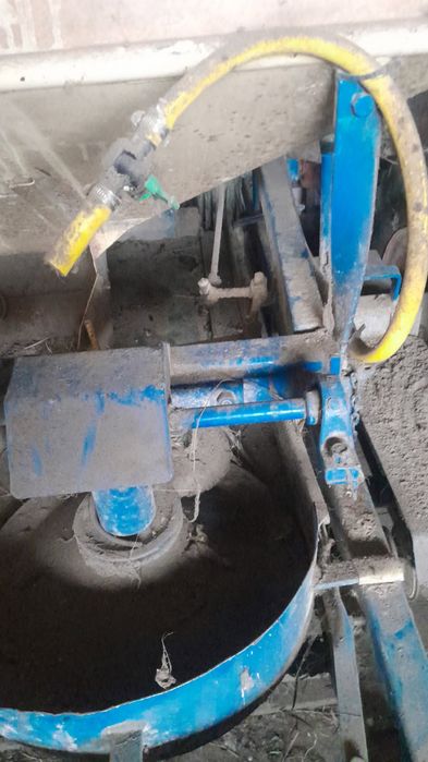 Sprzedam sadzarke vicon