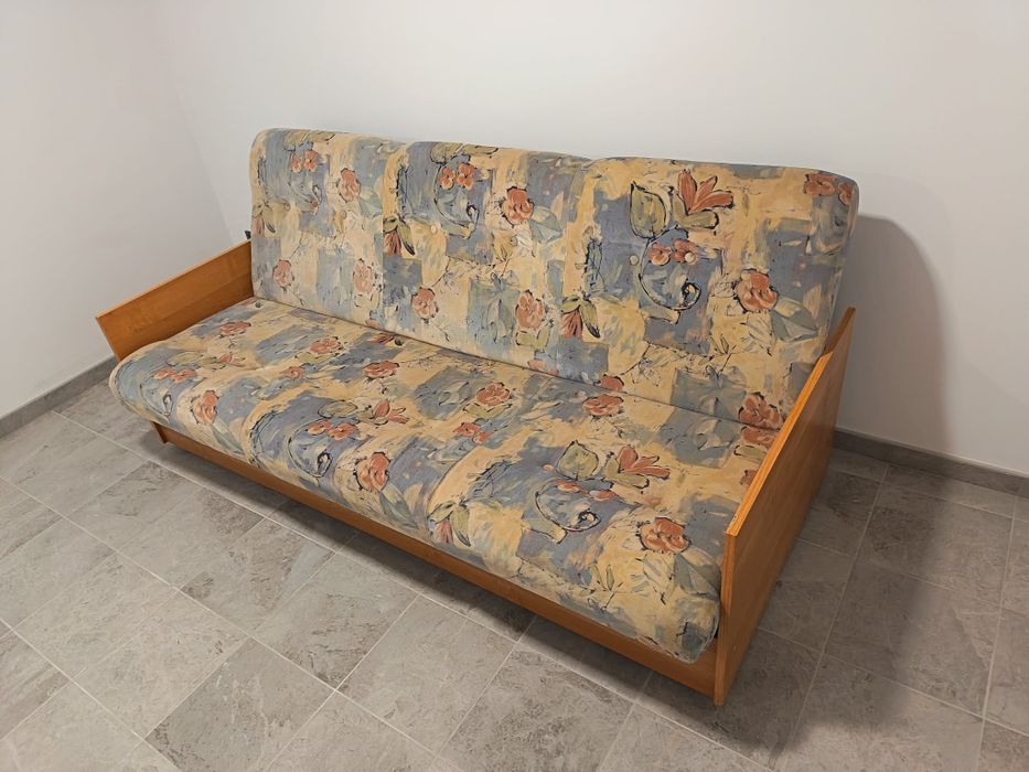 Wersalka stan bardzo dobry 100 zł