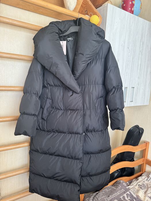 Пальто жіноче чорне