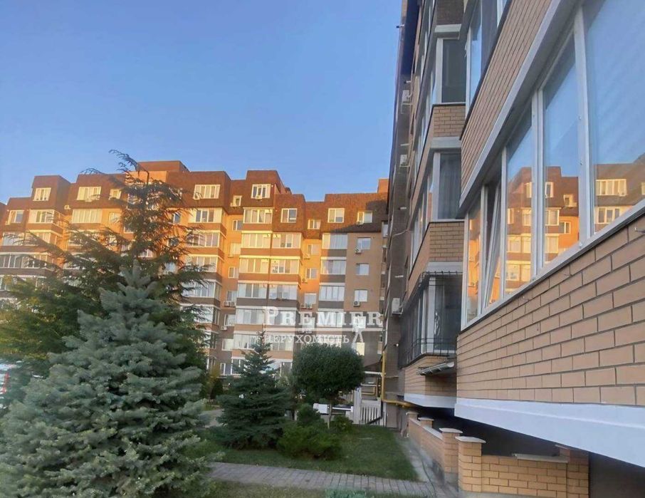 Простора 2-к квартира 86 м² в новобудові. Індивідуальне опалення!