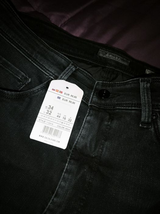 Calças salsa como novas