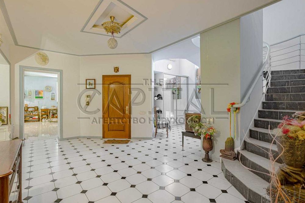 Терміново! Продаж будинку, 400м2, 12 сот. ділянка, Гнідин