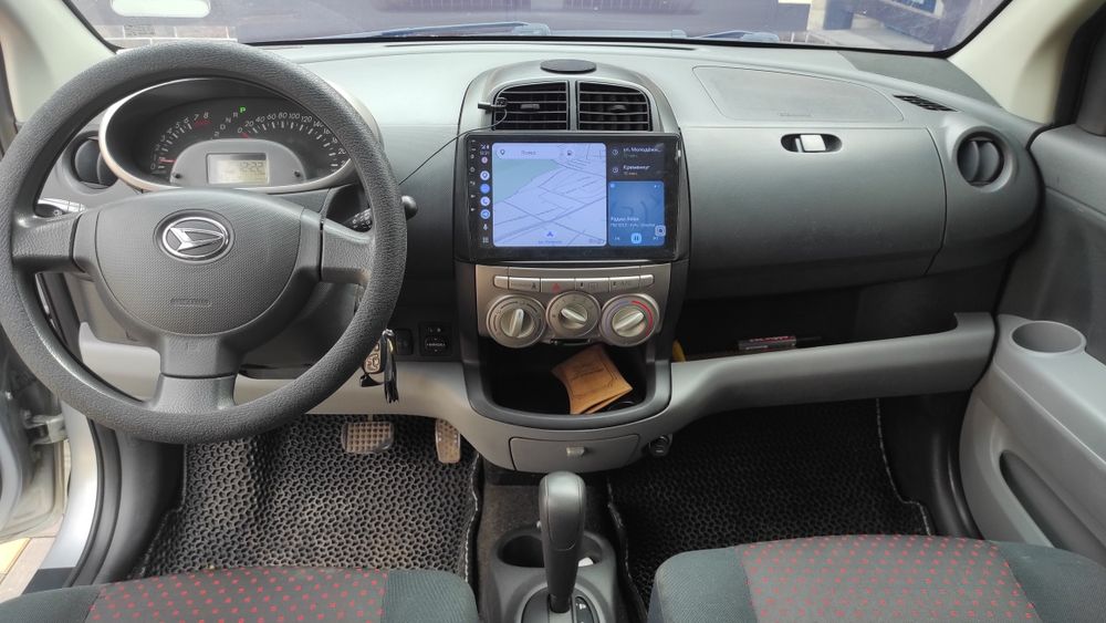 Toyota boon. Daihatsy sirion