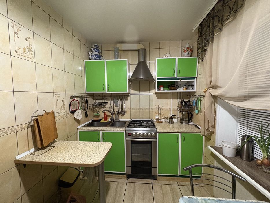 27000 у.о Продаж 3 кім квартири вул Богдана Завади 7/9