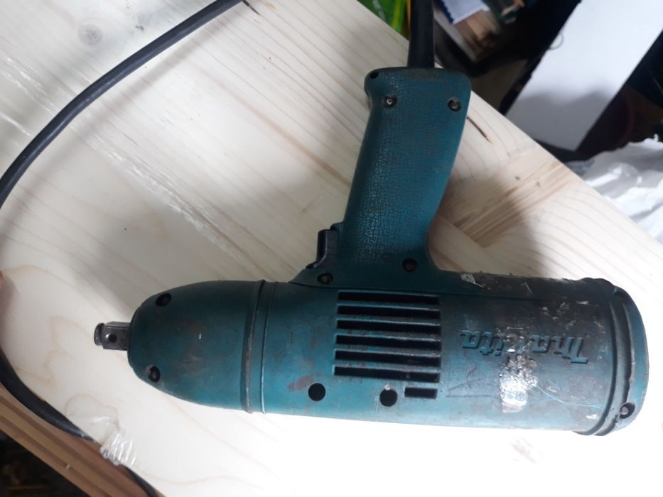 Гайковерт Макита Makita 6905H
