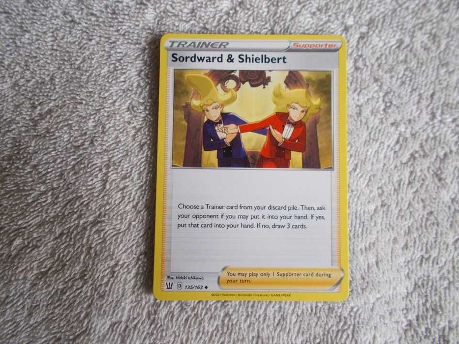 Pokemon: Sword & Shield 2021 "SORDWARD & SHIELBERT" #135/163 Carta