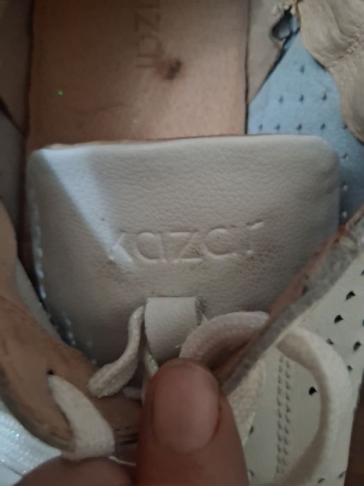 Lekkie adidasy damskie