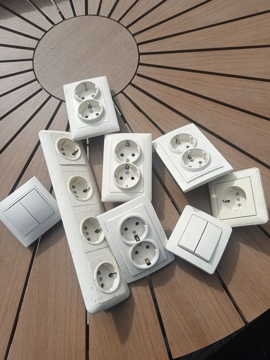 Розетки та вкл/викл світла