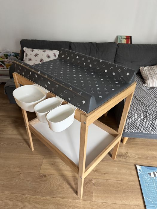 REZERWACJA przewijak IKEA SNIGLAR z dodatkowymi akcesoriami.