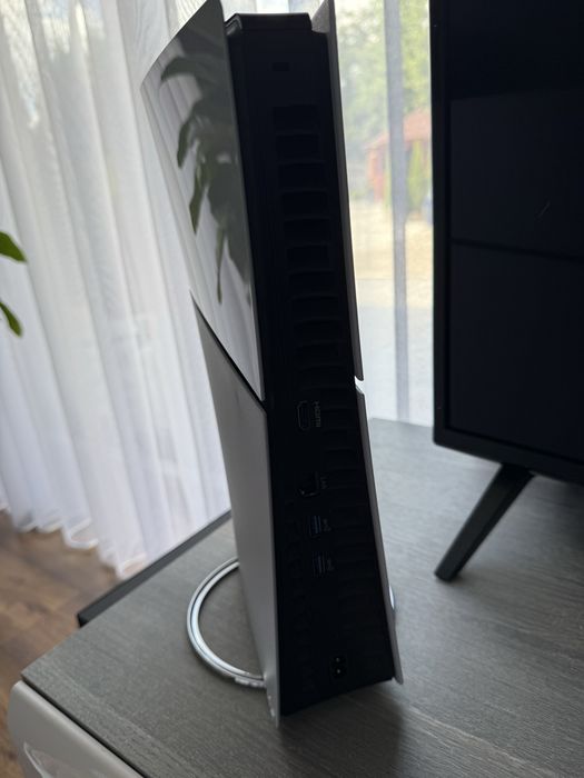 Konsola PS5 Digital 825 gb