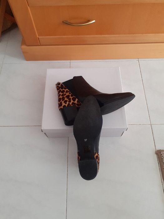 Botas pretas tigreza Cano baixo ( SEASIDE ) C/ Novas