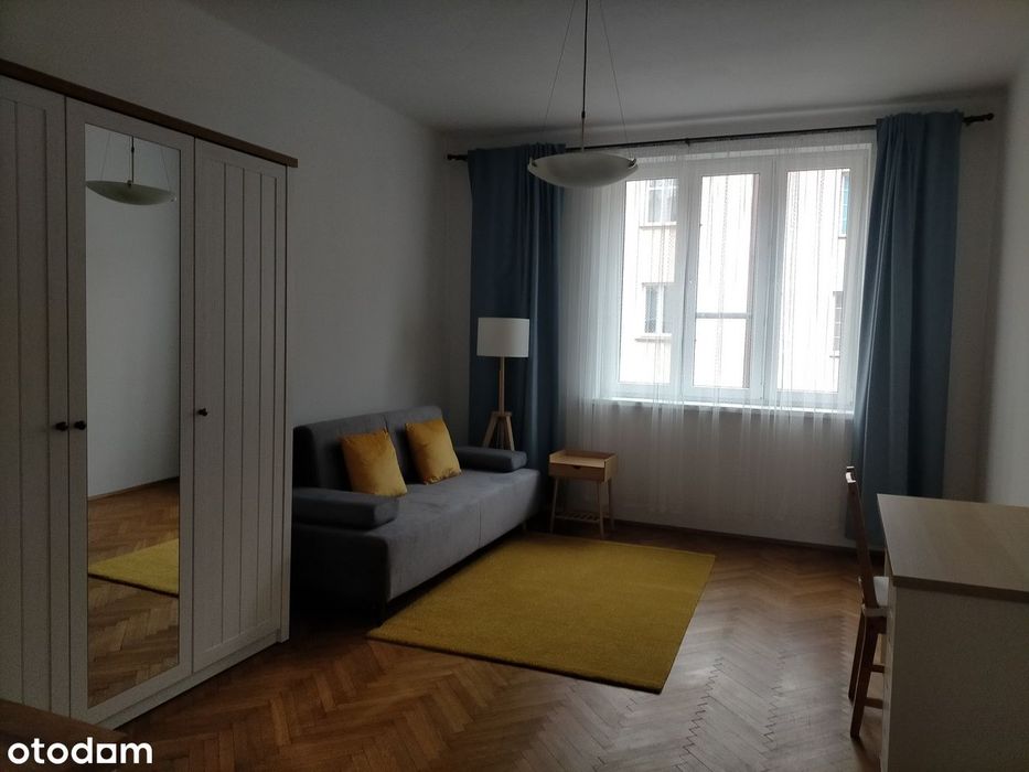 3 pokoje, 75 m², osobna kuchnia