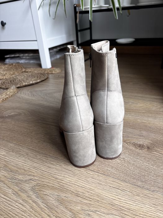 Bota Camurça Capuccino