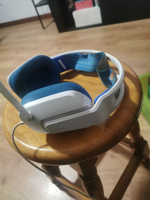 Logitech G335 Headset with Defect424934460181729283