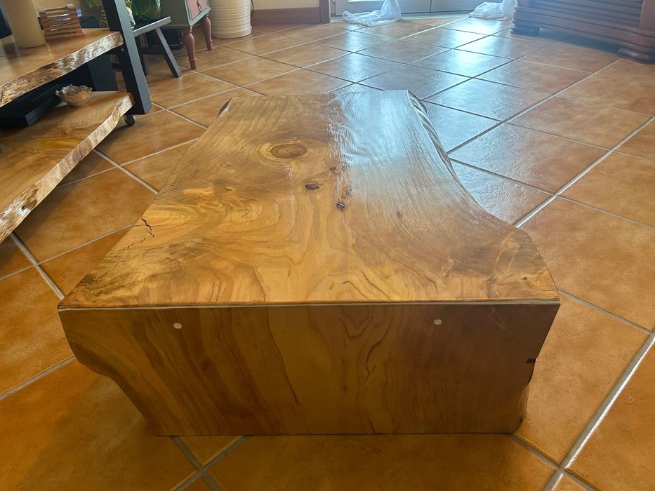 Mesa de apoio ou mesa de sala