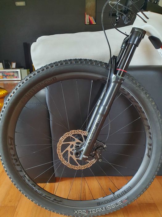 Trek Procaliber 9.7 (rodas carbono)