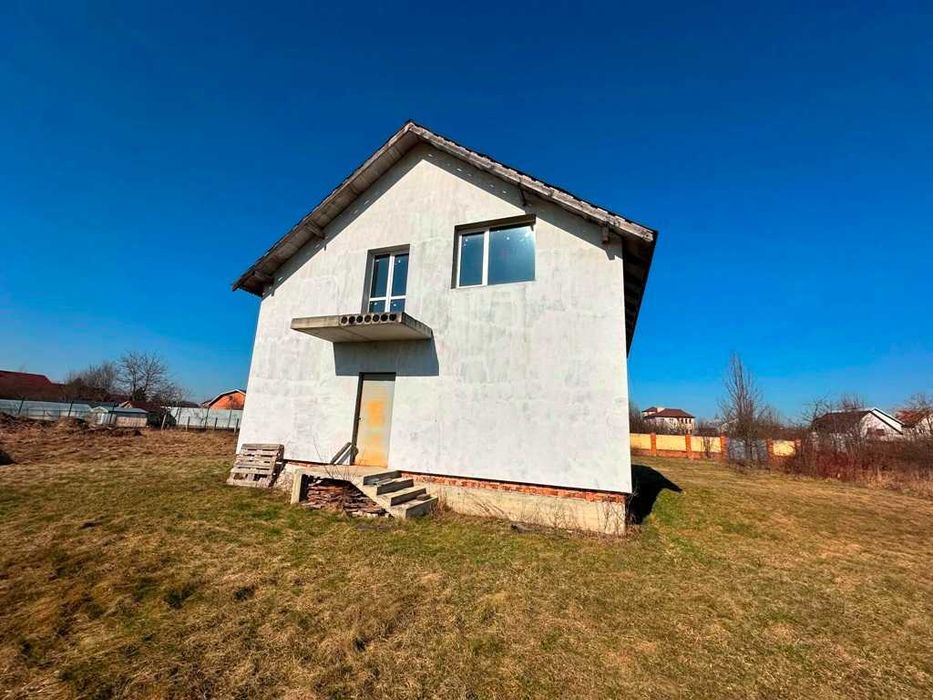 Продаж новозбудованого будинку
