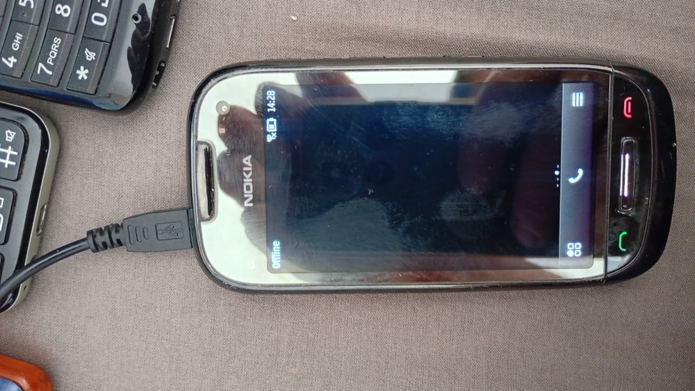 Nokia C7 00 używana