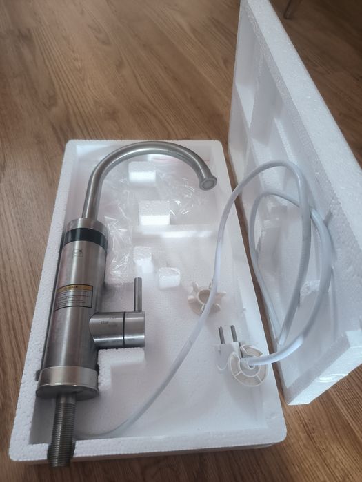 Кран для кухни проточный водонагреватель Lidz NKS 95 00 060