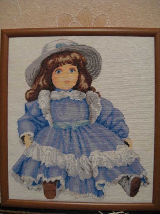 Вишита картина "Кукла"