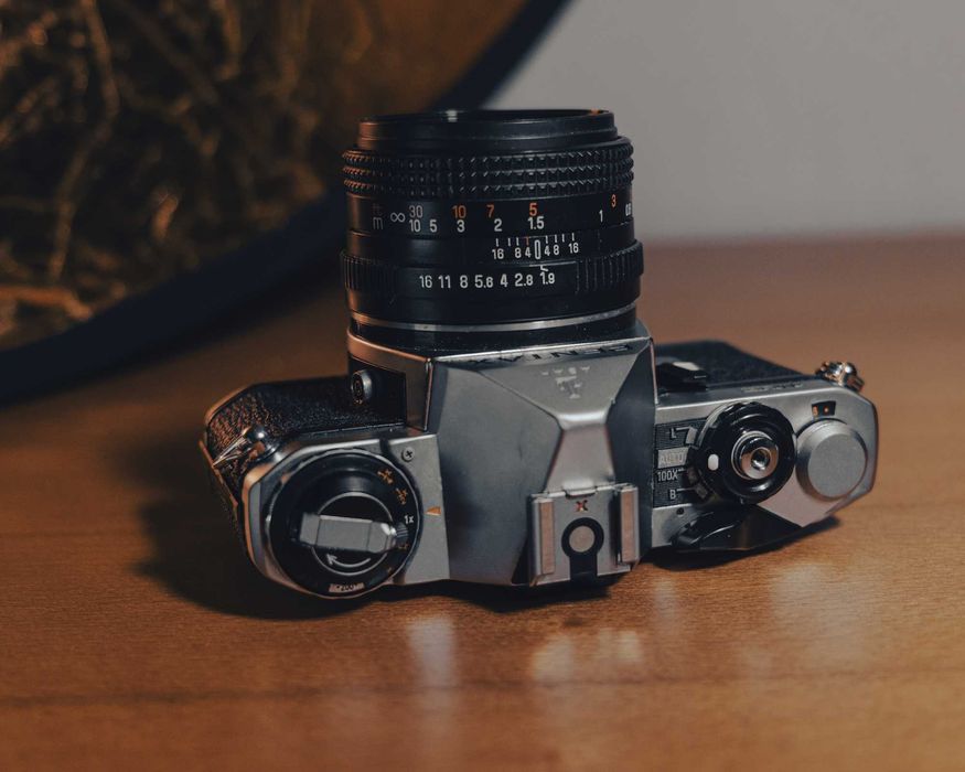 Pentax ME com lente Chinon 50mm 1.9