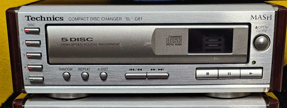 Technics Compact Disc Player SL-HD81. SPRAWNA. wysyłka kurierska 15 zł