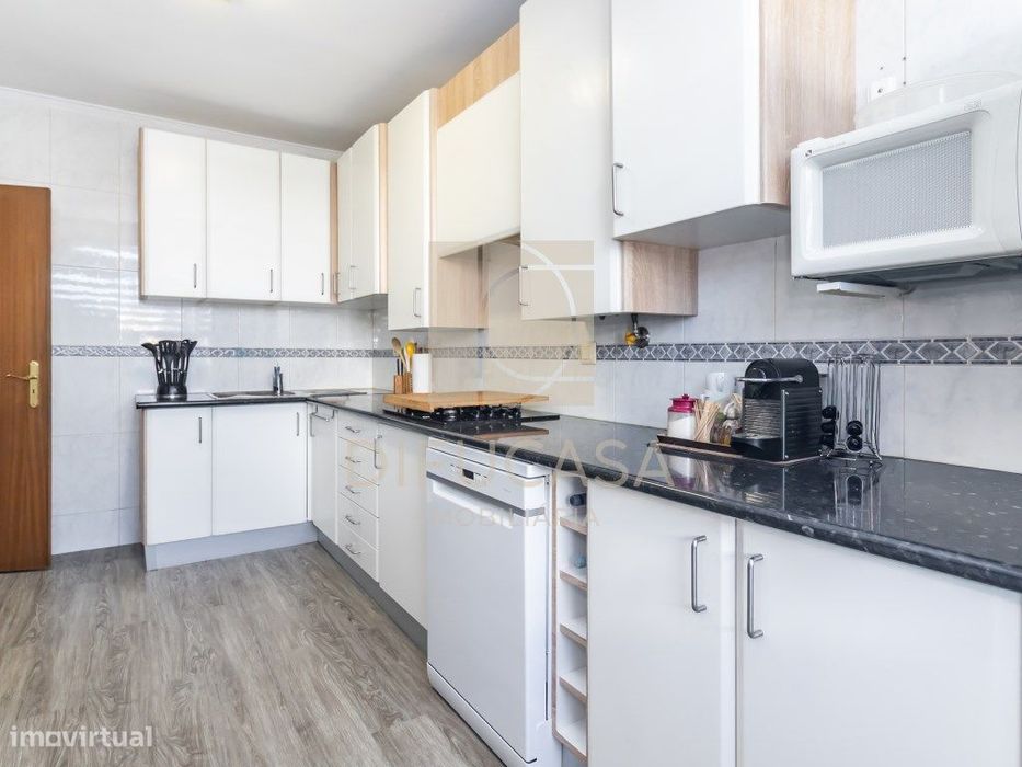 R363 Apartamento T3 1º Andar Amora