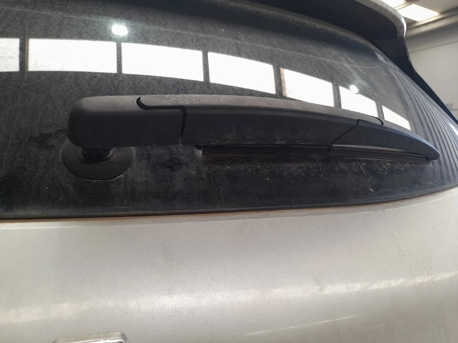 Haste / braço de escova limpa vidros trás RENAULT Captur II