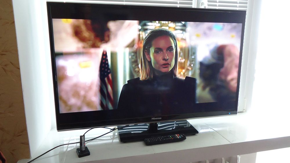 Телевизор Hisense LED46EC330J3D