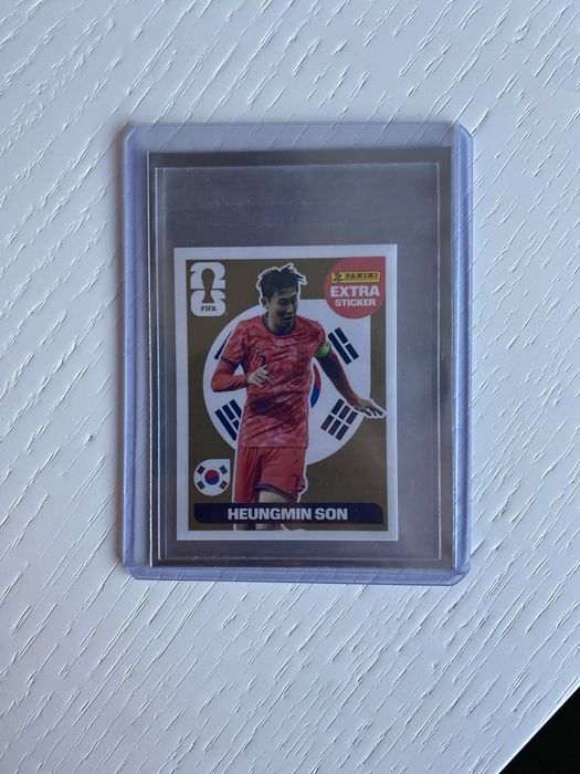 Cromo Extra Sticker-Heungmin Son Gold-Panini Mundial 2026