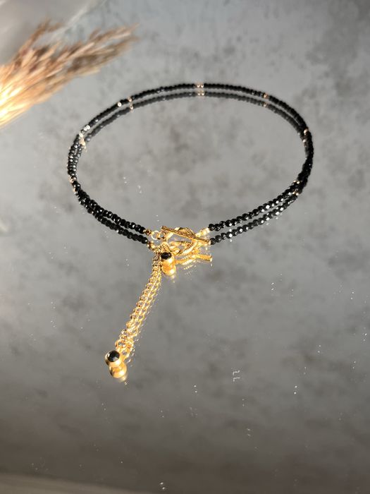 Чокери з чорного оніксу.