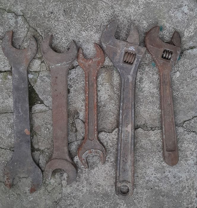 Рожковые и разводные ключи