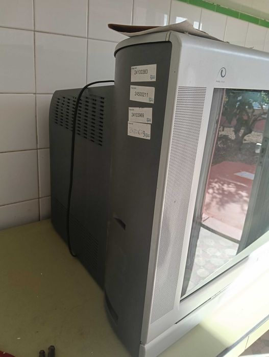 Vendo TV Philips 40 polegadas