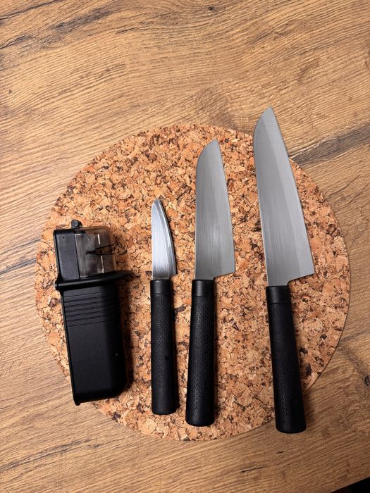 3 noże kuchenne IKEA + ostrzałka IKEA
