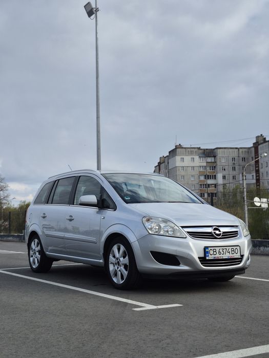 Opel Zafira 2009 | 1.8 бензин | 7 місць | механіка