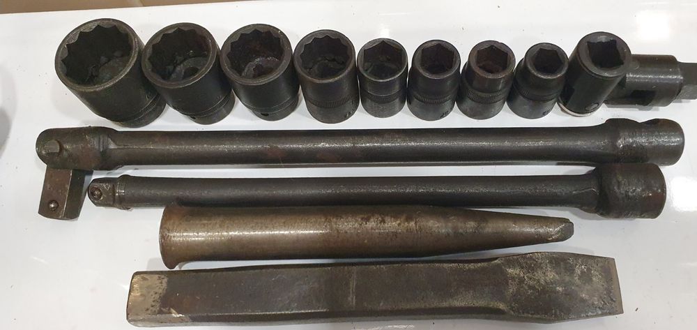 Набор накидных ключей времен СССР .