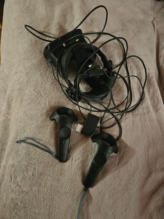 HTC vive cosmos elite