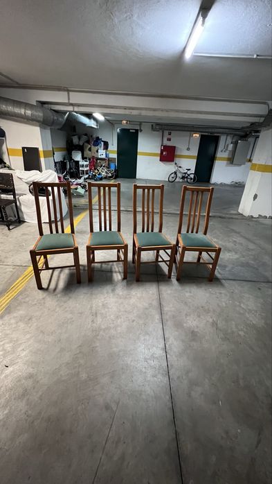 Cadeiras de sala de jantar