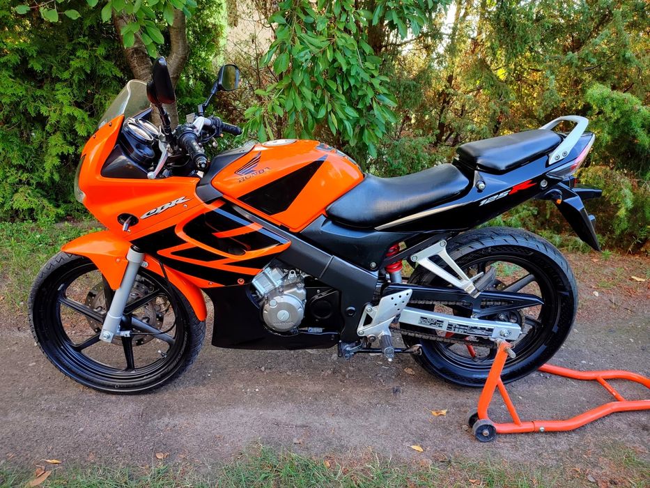Honda CBR 125 R kat. A1, B 2007r 27 tys km * Transport *