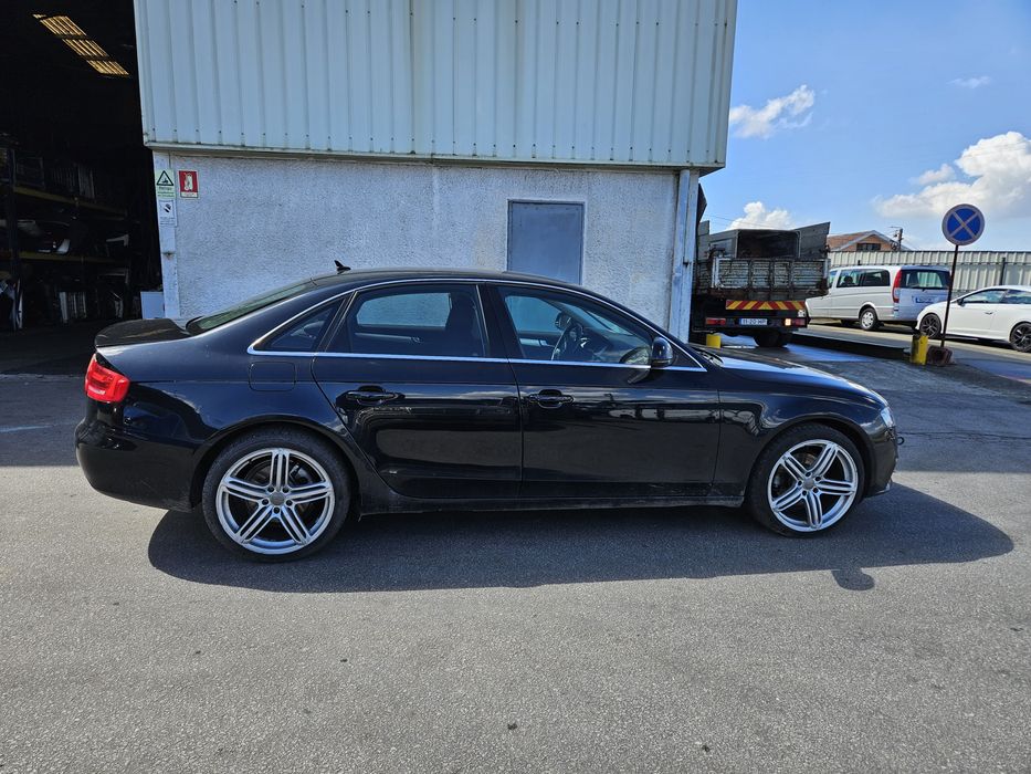 Audi A4 B8 2.0 TDi 140CV de 2010 para peças