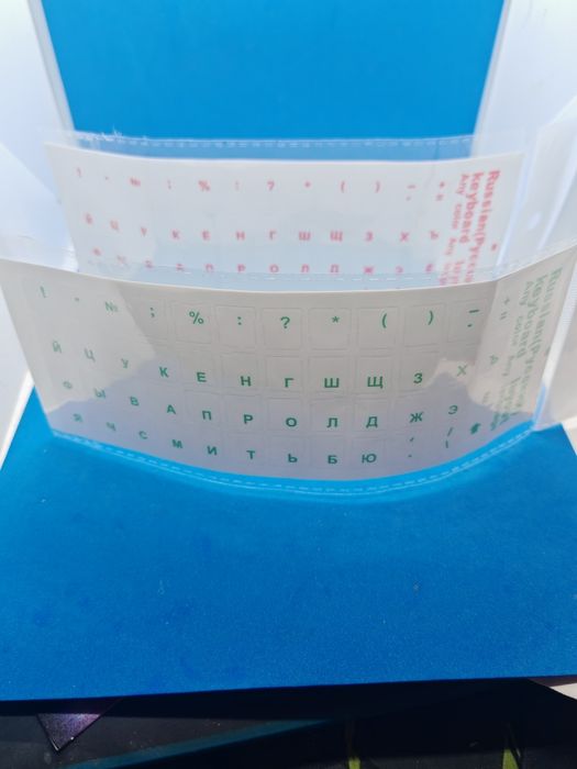 Naklejki. Przezroczyste tło.