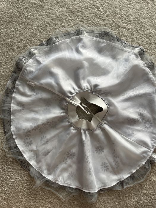 Spodniczka z tyliulem 104   „16”