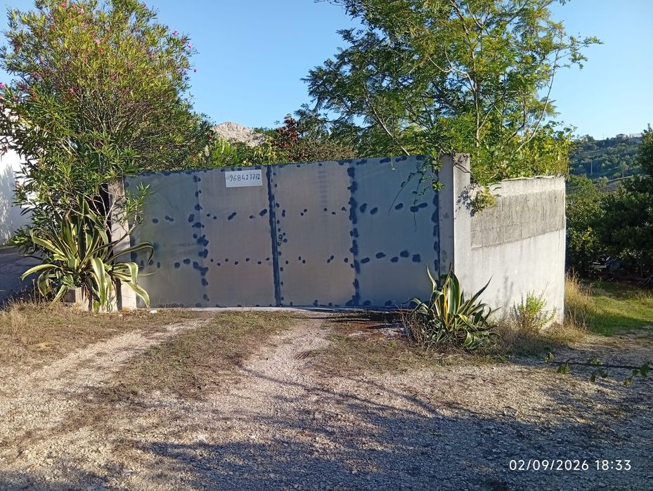 Quintinha com casa em pedra para recuperar – Presalves, Montemor-o-Velho