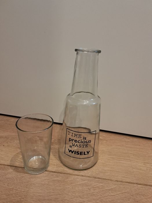 Jarra água com copo