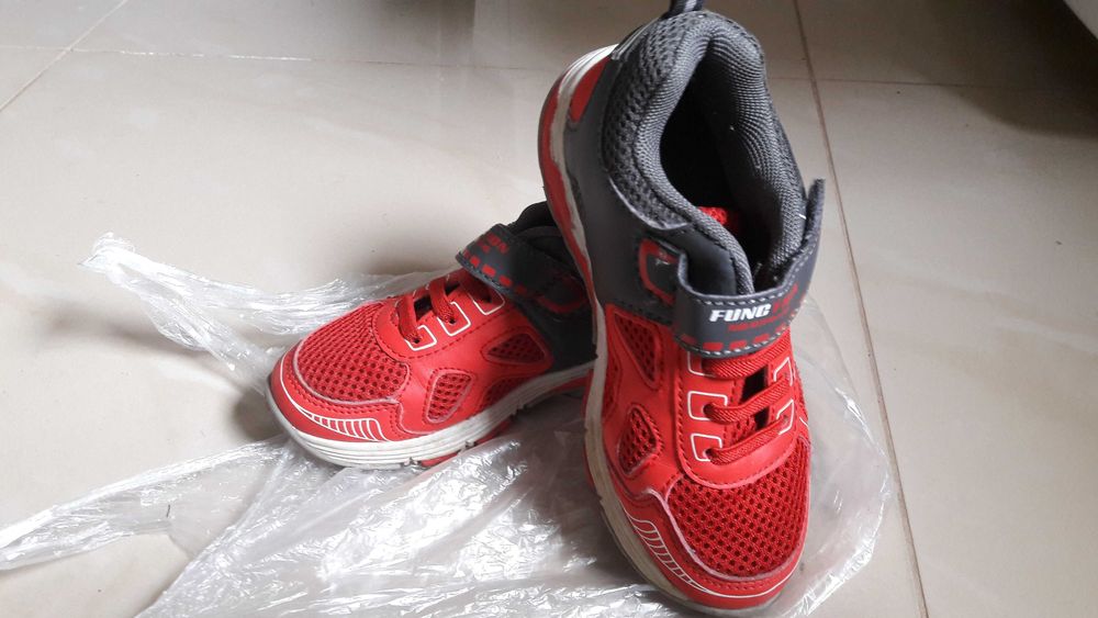 byty / sportowe / sneakersy / r 27 / 28 j. nowe
