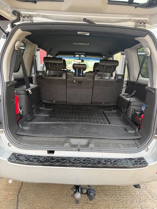 Nissan Pathfinder - 7 Lugares